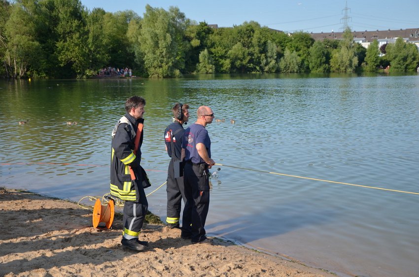 PWasser Einsatz BF FF Koeln Troisdorf Rotter See P112.JPG